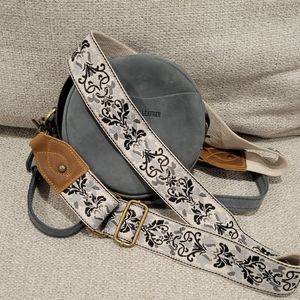 PORTLAND LEATHER 'ALMOST PERFECT' CIRCLE CROSSBODY Size S Color Storm